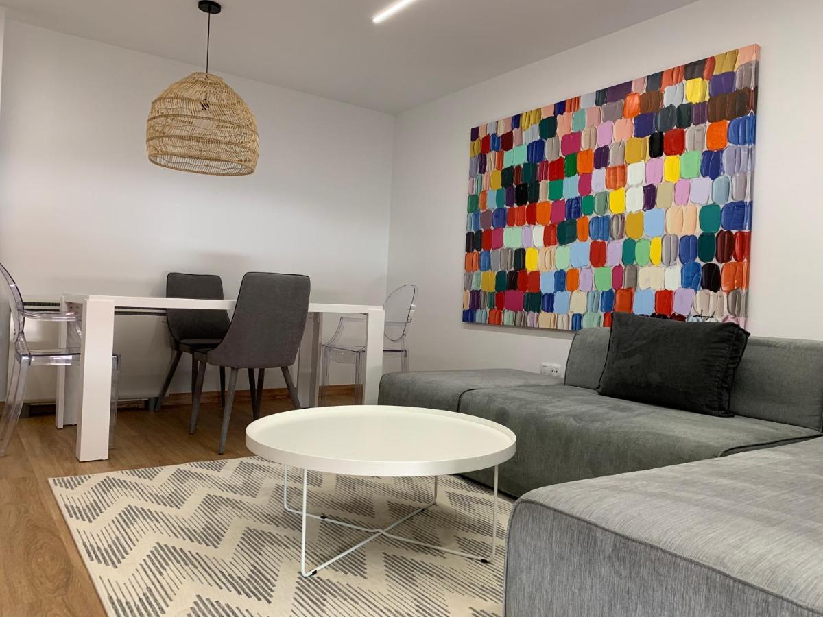 Oktheway Pedro Saco Street Apartment Sarria Bagian luar foto