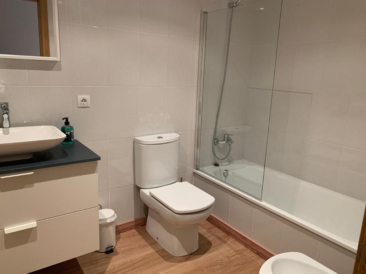 Oktheway Pedro Saco Street Apartment Sarria Bagian luar foto